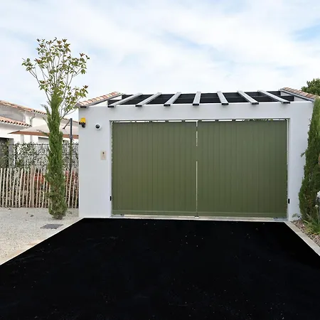 Maison Plain Pied Avec Parking Et Climatisation A Saint-vivien - Fr-1-706-35 * Saint-Vivien (Charente-Maritime)