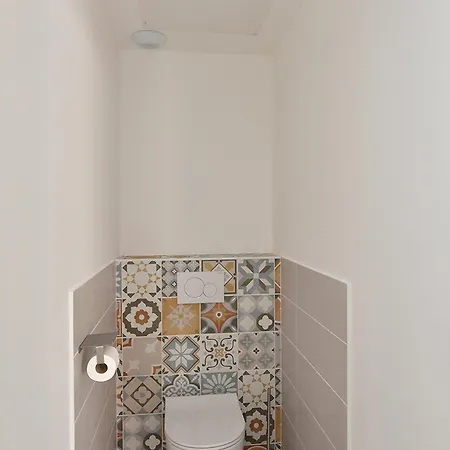 Maison Plain Pied Avec Parking Et Climatisation A Saint-vivien - Fr-1-706-35 * Saint-Vivien (Charente-Maritime)